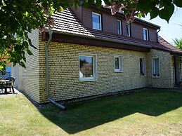 Apartment With Garden in Wieck a. Darss