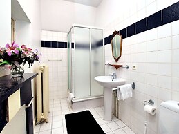 Spacious Pet-friendly Castle in Stavelot