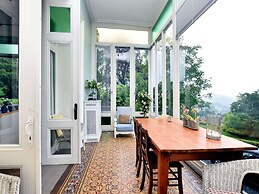 Spacious Pet-friendly Castle in Stavelot