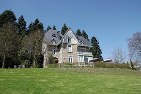 Spacious Pet-friendly Castle in Stavelot