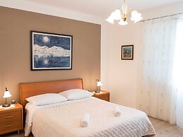 Villa in Peracko Blato With Pool