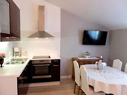 Villa in Peracko Blato With Pool