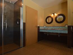 Luxury Apartment With Sauna Over a Lake