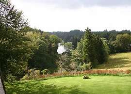 Luxury Apartment With Sauna Over a Lake