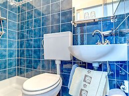 Quaint Villa in Crikvenica With Pool