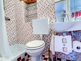 Quaint Villa in Crikvenica With Pool