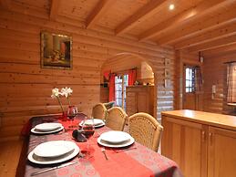 Charming Chalet With Private Garden in Stavelot