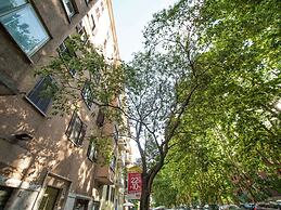 Spacious Apartment in Rome near Sea