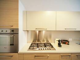 Spacious Apartment in Rome near Sea