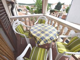 Comfortable Holiday Home Only 500m to the sea With Outdoor Kitchen, Wi