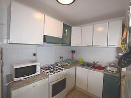 Comfortable Holiday Home Only 500m to the sea With Outdoor Kitchen, Wi
