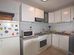 Comfortable Holiday Home Only 500m to the sea With Outdoor Kitchen, Wi