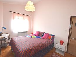 Comfortable Holiday Home Only 500m to the sea With Outdoor Kitchen, Wi