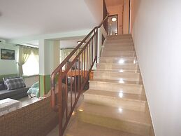 Comfortable Holiday Home Only 500m to the sea With Outdoor Kitchen, Wi