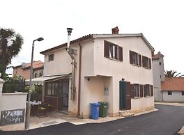 Comfortable Holiday Home Only 500m to the sea With Outdoor Kitchen, Wi