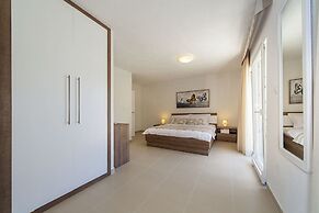 Modern Villa in Povlja With Pool