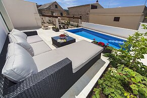 Modern Villa in Povlja With Pool