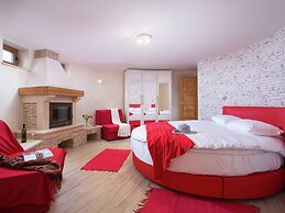 Lovely Holiday Home in Fazana With Swimming Pool