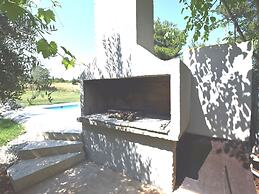 Modern Apartment in Banjole With Pool