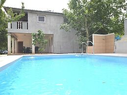Modern Apartment in Banjole With Pool