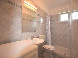 Modern Apartment in Banjole With Pool