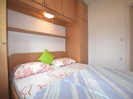 Modern Apartment in Banjole With Pool