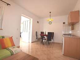 Modern Apartment in Banjole With Pool