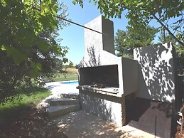 Modern Apartment in Banjole With Pool