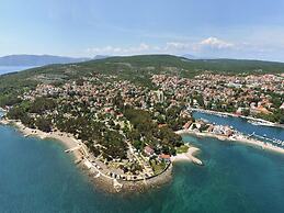 Upscale Villa on an Exclusive Island