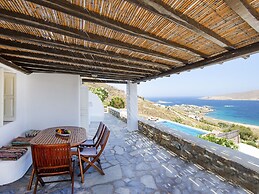 Villa in Mykonos With Private Pool