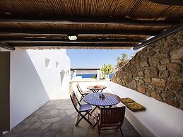 Villa in Mykonos With Private Pool