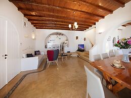 Villa in Mykonos With Private Pool