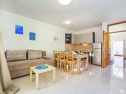 Charming Home With Swimming Pool and Beautiful Covered Terrace