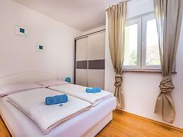 Charming Home With Swimming Pool and Beautiful Covered Terrace