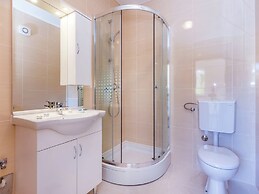 Charming Home With Swimming Pool and Beautiful Covered Terrace