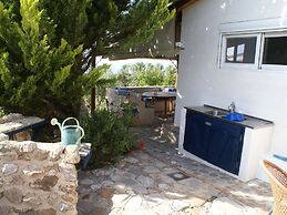 Charming Holiday Home in Kritinia With Garden