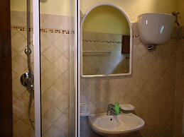 Chalet With Swimming Pool in Cortona