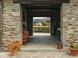 Chalet With Swimming Pool in Cortona