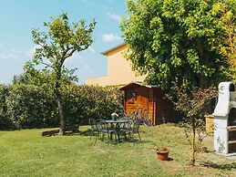 Chalet With Swimming Pool in Cortona