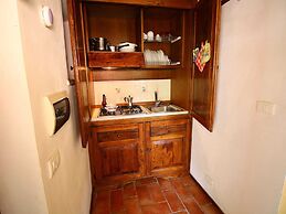 Chalet With Swimming Pool in Cortona