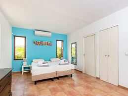 Holiday Villa for 10 Persons in Willemstad