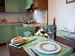 Tuscan Landscape Farmhouse