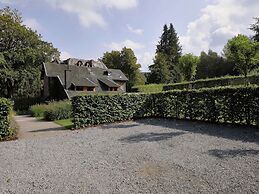 Attractive Holiday Home in Spa With Swimming Pool