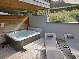 Attractive Holiday Home in Spa With Swimming Pool