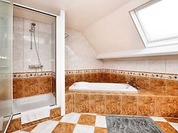 Villa With Swimming Pool and Sauna