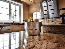 Villa With Swimming Pool and Sauna