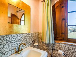 Private Garden and Pool, Near Siena and Crete Senesi