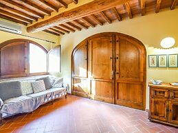 Private Garden and Pool, Near Siena and Crete Senesi