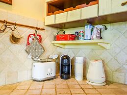 Private Garden and Pool, Near Siena and Crete Senesi