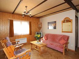 Modern Chalet in Saas-balen With Garden